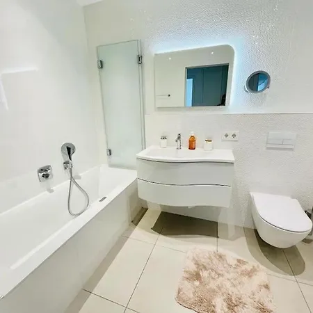 Elegant 3 Bedrooms Flat In Cloche D'or With Terrace And Parking Apartamento