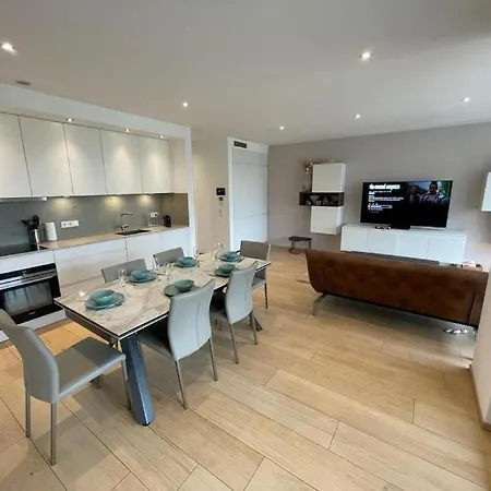 Elegant 3 Bedrooms Flat In Cloche D'or With Terrace And Parking Luxembourg